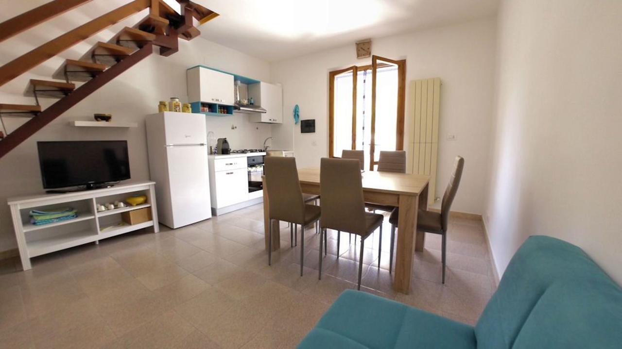 B&B Poggio Del Sole นูมานา ภายนอก รูปภาพ