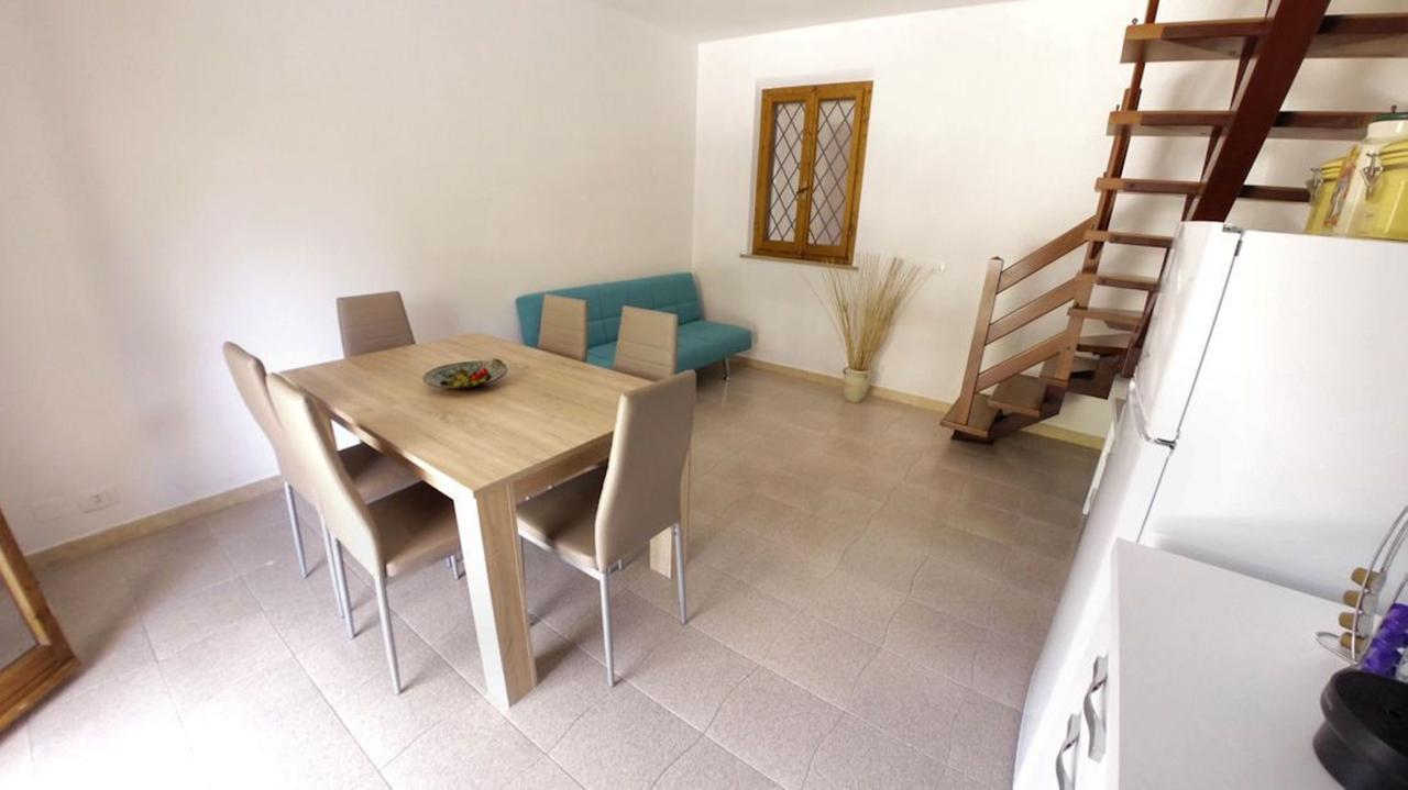 B&B Poggio Del Sole นูมานา ภายนอก รูปภาพ